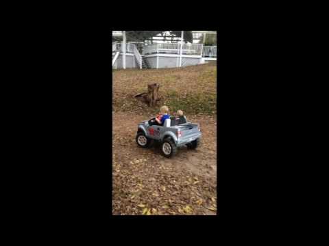 Power Wheels Ford F150 Extreme and Ford F150 Raptor in action