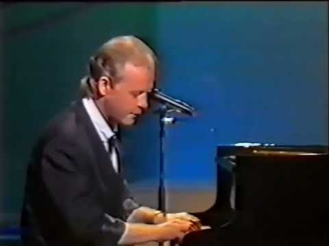 Liam Reilly - Somewhere in Europe (Eurovision Song Contest 1990, IRELAND 🇮🇪) Irish national final