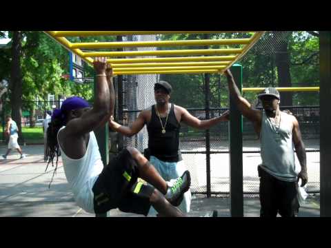 "ON THE SPOT" - WITH MENTAL SUPREME & LORD VITAL. "WE LIVE AN AMAZING LIFE".