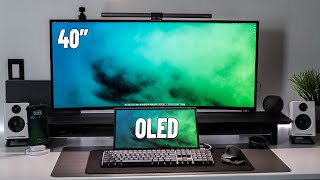 A Unique Dual Monitor Desk Setup!