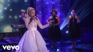 Gwen Stefani - Jingle Bells (Live On The Ellen DeGeneres Show/2017)