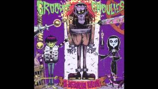 Groovie Ghoulies - School Is Out