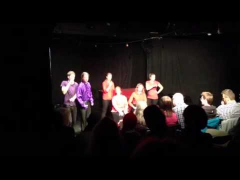 Röva en rova från den improviserade lyxmusikalen Choklad, Teater Hagagatan 48