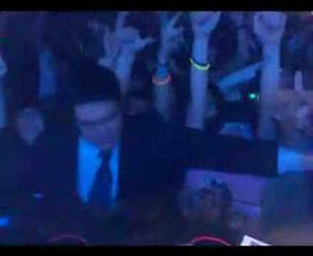 GARETH EMERY PLAYING 'ALI WILSON & MATT SMALLWOOD - CHILLER'