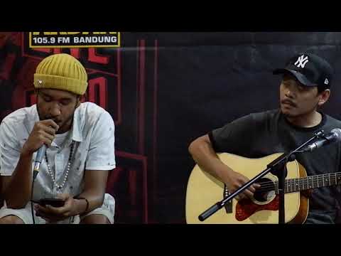 "Langit abu-abu "- TULUS  by Teddy Adhitya on Ardan Radio ngejamz