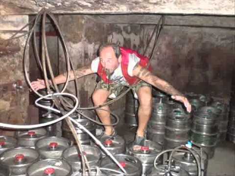 Alkehol- Život je krátkej (www.bezvyznamny.cz)