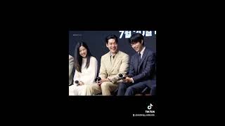 Download lagu Press conference for movie 'Alien' . Kim Woo Bin makes his comeback on big screen from this movie. mp3 Download lagu Press conference for movie 'Alien' . Kim Woo Bin makes his comeback on big screen from this movie. mp3