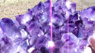 preview picture of video 'Huge Amethyst Quartz Crystal Cluster / Very High Quality'