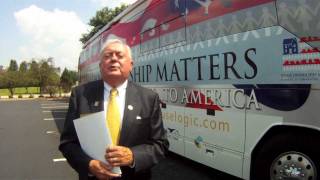 preview picture of video 'Home Ownership Matters Tour Bus Louisville KY Real Estate'