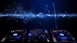 Plummet - 50 Ways To Leave Your Lover (johnny budz club mix)