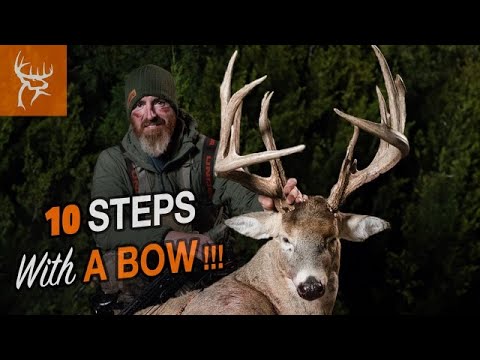 200" Buck at 10 STEPS | The Hunt for 007 | Rochey's BIGGEST YET