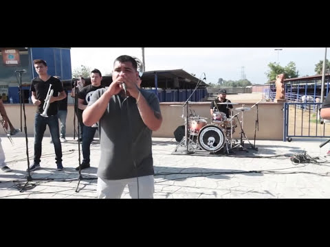 Legado 7 Ft. Banda La Selección - La Pantera (En Vivo)