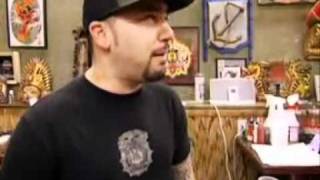 women are creating cool tattoos on the face xxxx