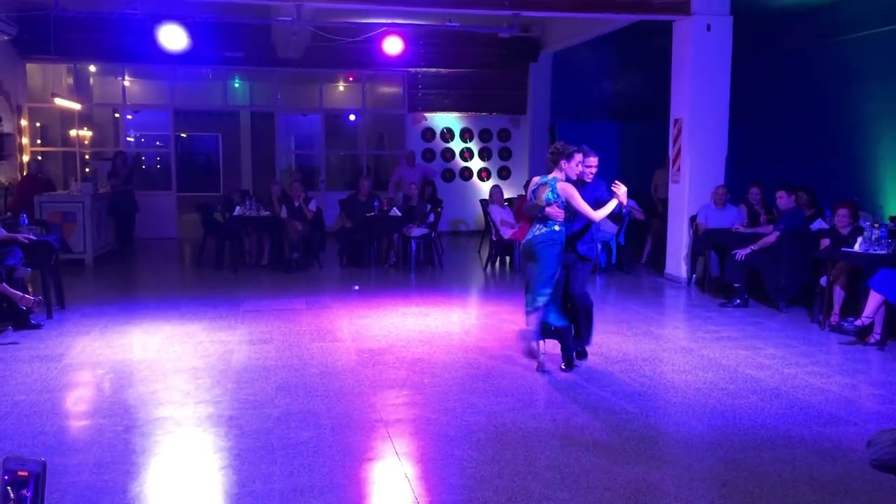 Video thumbnail for La puñalada - Fernanda Grosso & Alejandro Ferreyra ( Si Tango )