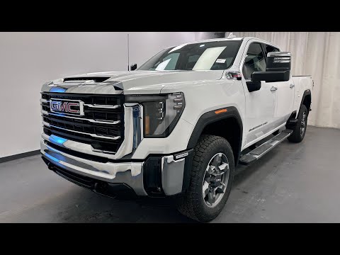 2026 GMC Sierra 3500HD 4WD Crew Cab Standard Box SLT in White for sale at Davis GMC Buick Lethbridge in Lethbridge, AB