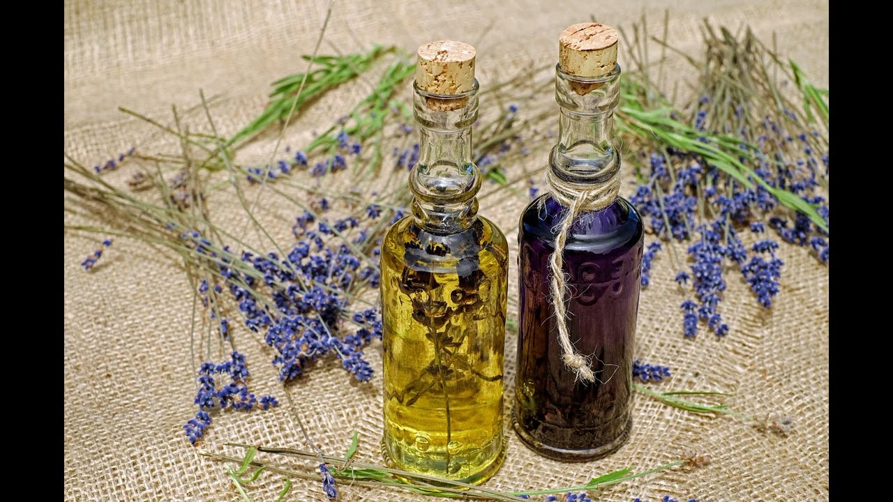 Macron envía fragatas al Mediterráneo