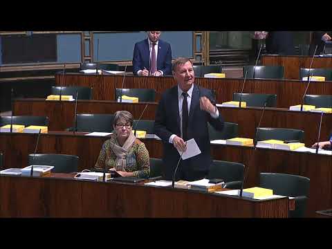 Jukka Gustafsson sosiaalidemokraatit Marinin - Saarikon hallitus ansaitsisi paremman opposition