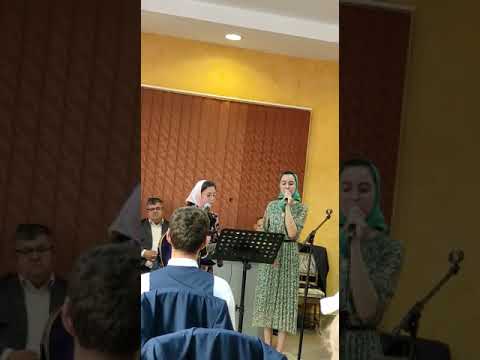 Surorile Andreea și Amalia -Golgota