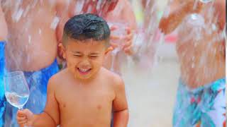 麦飯石の水　「シーサーバー出現」男の子グループ6秒