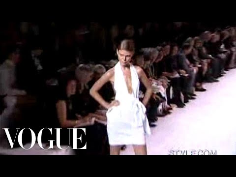 Fashion Show - Stella McCartney: Spring 2007 Ready-to-Wear