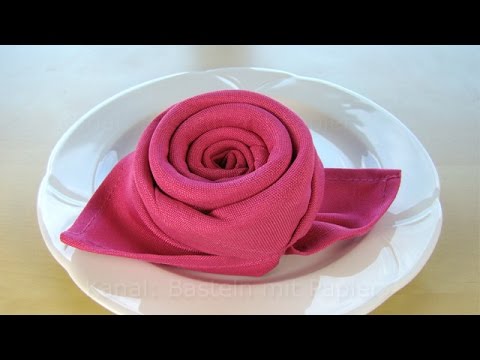 Dobla Una Servilleta De Tela En Forma De Rosa