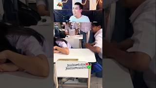 Download lagu Ketika nembak cewek di terima auto teman sekelas ikut senang semua #shorts #reactionvideo #eldanboy mp3