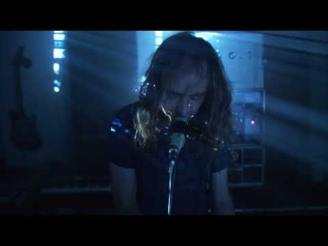 Fuzz Club Session: A Place To Bury Strangers - Never Coming Back