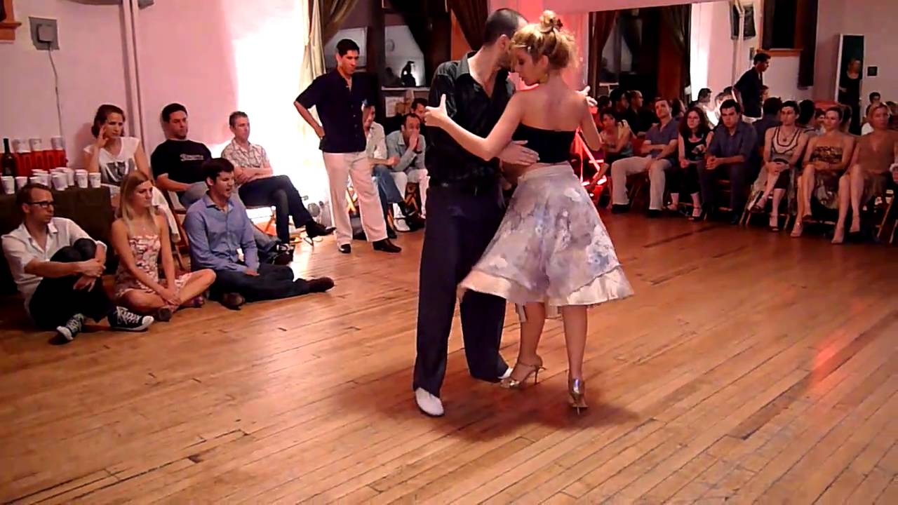 Pablo Rodriguez y Noelia Hurtado - NYC Practilonga Mini-Fest 2010 #4