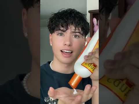 Straight hair or curly?