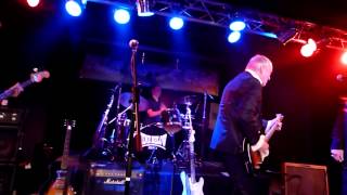 Nine Below Zero@Blue Notez - Don't point your finger at the guitar man