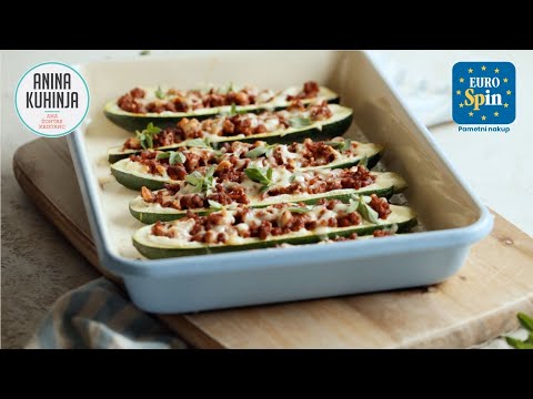 ANINA KUHINJA: Nadevane bučke z mleto govedino in rikoto