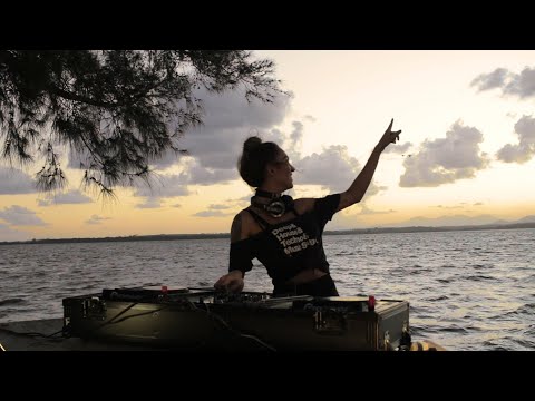 JULIANA HAUZ - LIVE SET DJANEMAG - LAGOON