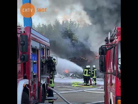 Großeinsatz Feuer Recycling-Hof in Celle
