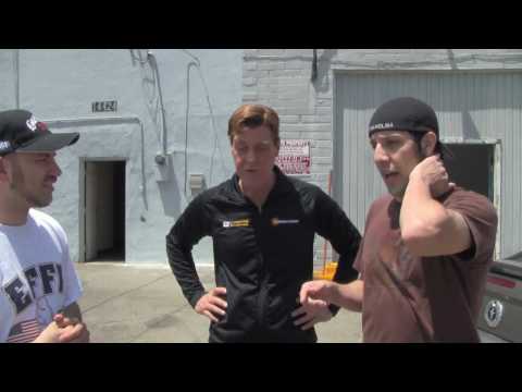 John Molina Jr. (20-1 - 16 ko's) VS. Hank Lundy (18-0)