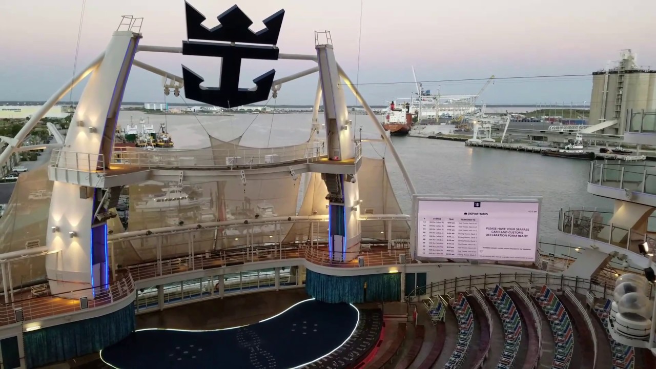 Oasis of the Seas - Cabin 9729 - Video 1