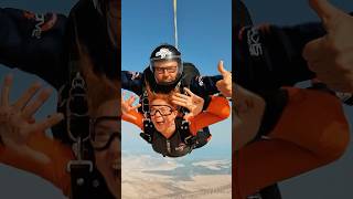 Ellie & Romero drop into Abu Dhabi ... from 13,000 ft.