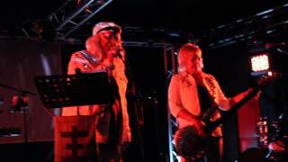 Psychic TV - beginning show + Jump Into the Fire (Harry Nilsson cover) pt.1