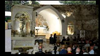 preview picture of video 'La Grotta Santuario di San Michele in Monte Laureto a Putignano'