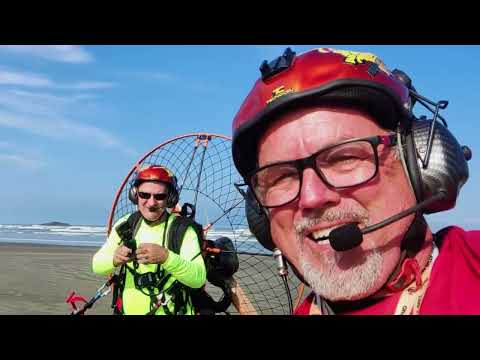 Primeiro voo solo com paramotor do aluno e amigo Padilha
