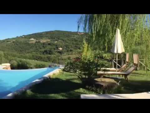 Deric&Michelle-Hotel Lupaia