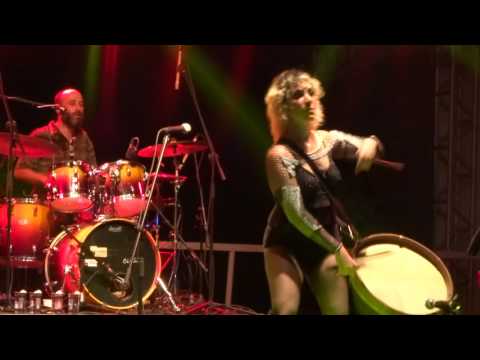 Karina Buhr - "Rimã" / "Alcunha De Ladrão" (Radioca 2016)