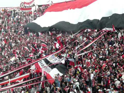 "Recibimiento Chacarita Juniors 2009 (Cancha de Huracan)" Barra: La Famosa Banda de San Martin • Club: Chacarita Juniors