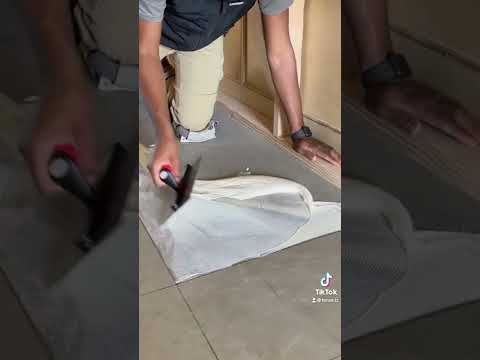 Pt.6 How to glue your floors for new flooring- VCT - #shorts #diy #satisfying