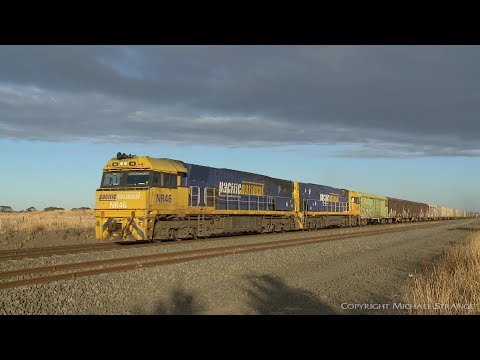 Pacific National 5PM5 Freight Train - PoathTV Australian Railways