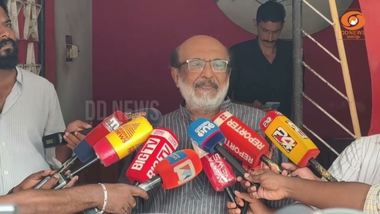 വിഴിഞ്ഞം ഓഹരി കൈമാറ്റംച നിബന്ധനകൾ  മുഖ്യമന്ത്രി അറ?