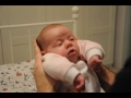 A trkk, amivel egy perc alatt el lehet altatni a kisbabt - lesd el te is!