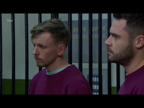 Aaron Introduces Himself as a Dingle - Emmerdale