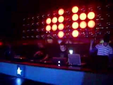 Suie Paparude Live @ XS Industry part 1