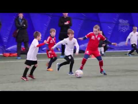 futbalový zápas Senica a FKM Devínska Nová Ves U8