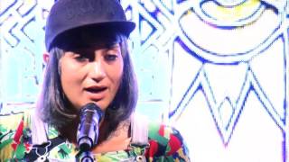 Luz Elena Mendoza from Y la Bamba Performs Ojos de sol - Imagen Awards